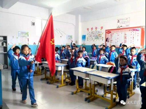 虽然我很胖 但我的字却很清秀